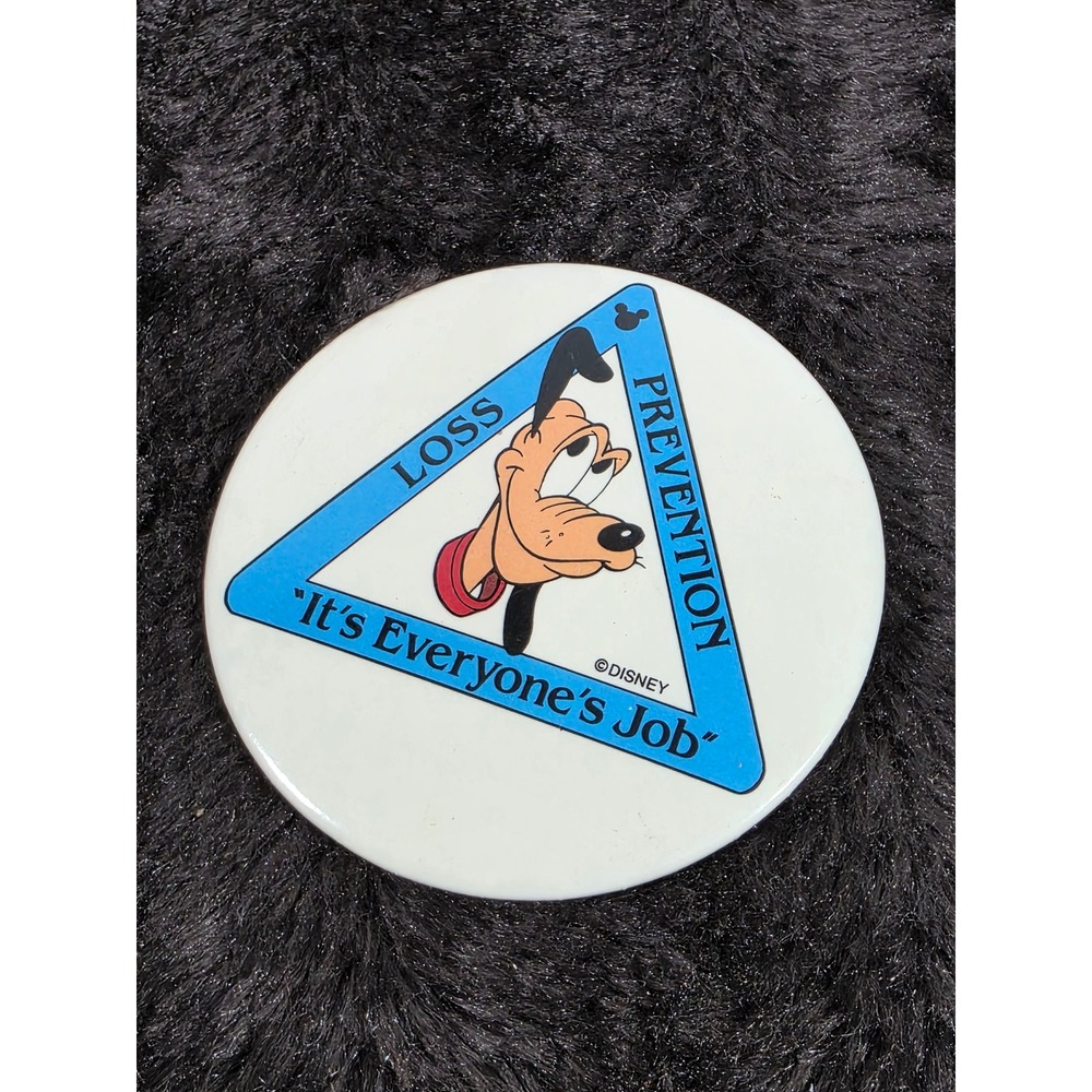 Disney Pluto Loss Prevention Its Everyones Job Pinback Button Vintage White Blue